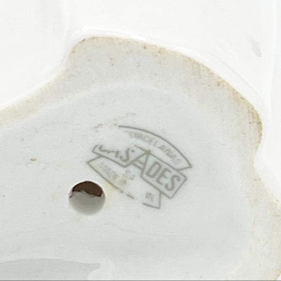 Vintage - Casades Porcelain Figurine Of A Mother with Baby - Picture 9 of 10